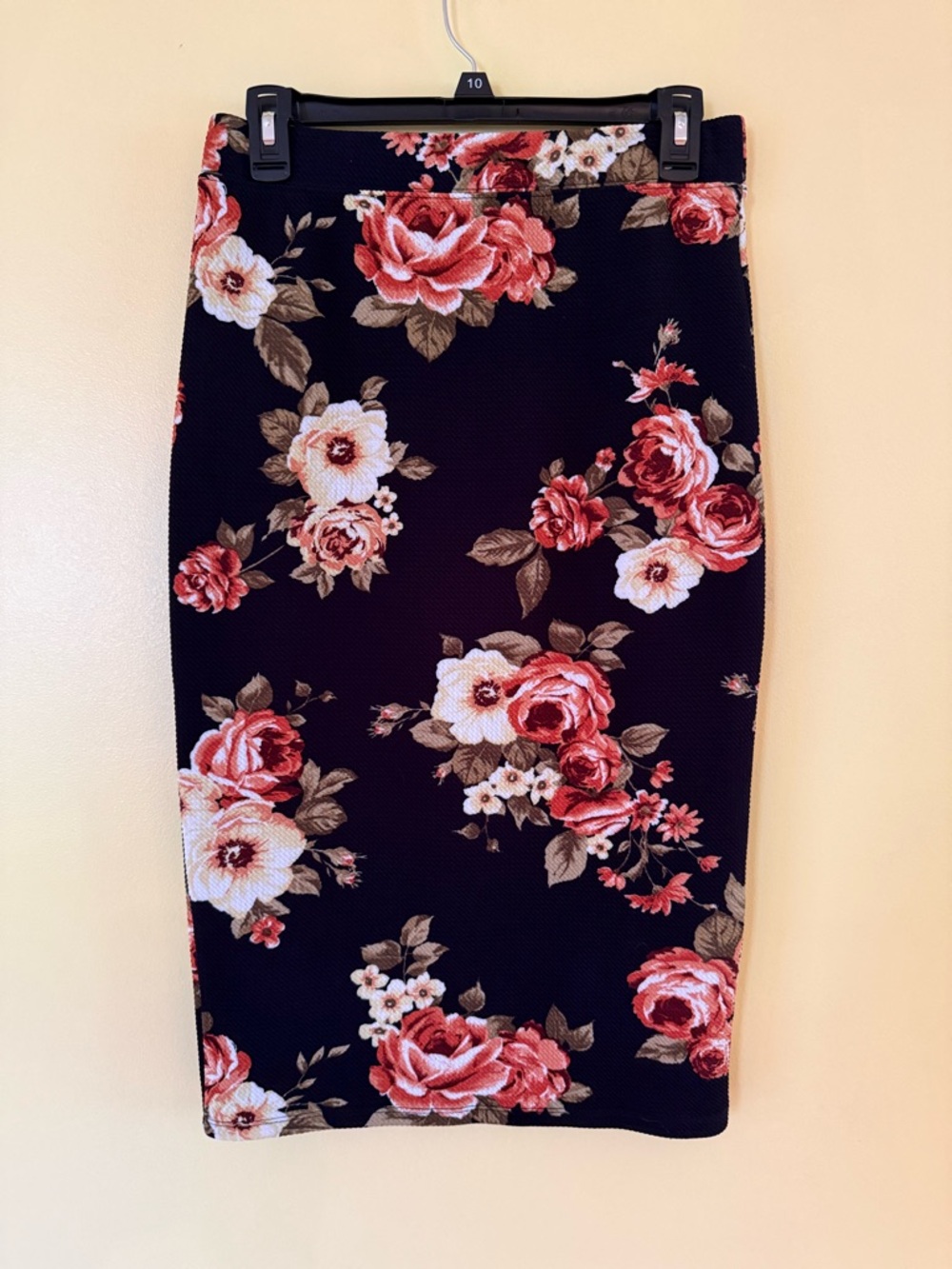 Iris Floral Pencil Skirt in Black with Rusty Rose Print, L